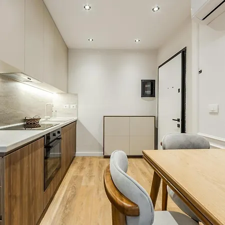 Metropolitan Living 1br By Pikhost *