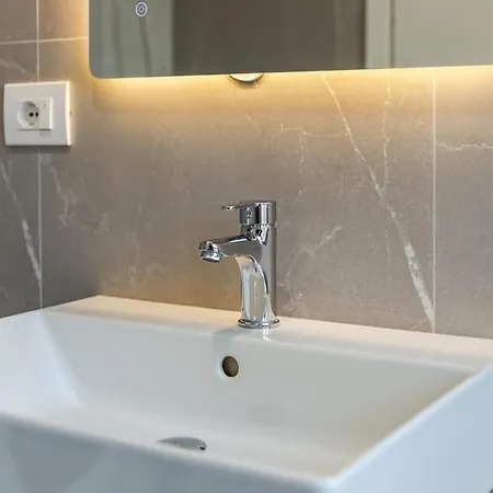 Appartement Metropolitan Living 1br By Pikhost Tirana