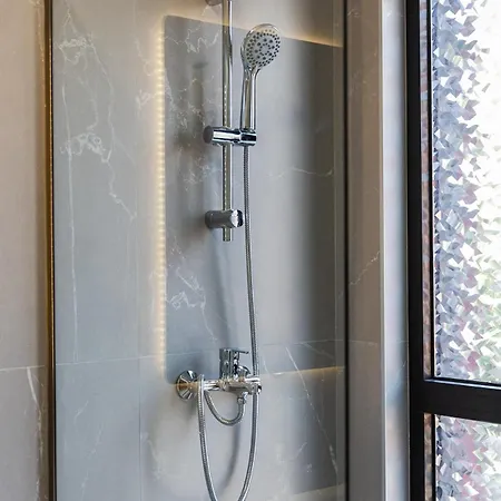 Metropolitan Living 1br By Pikhost * Tirana